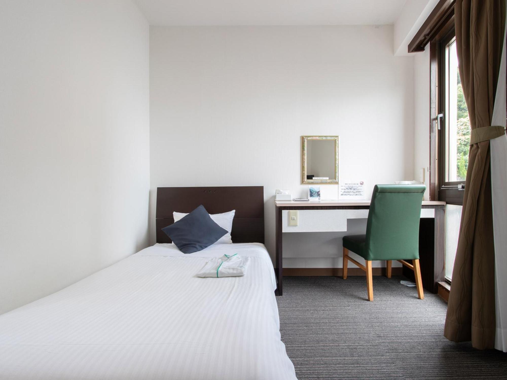 Tabist Sasebo Palace Hotel מראה חיצוני תמונה